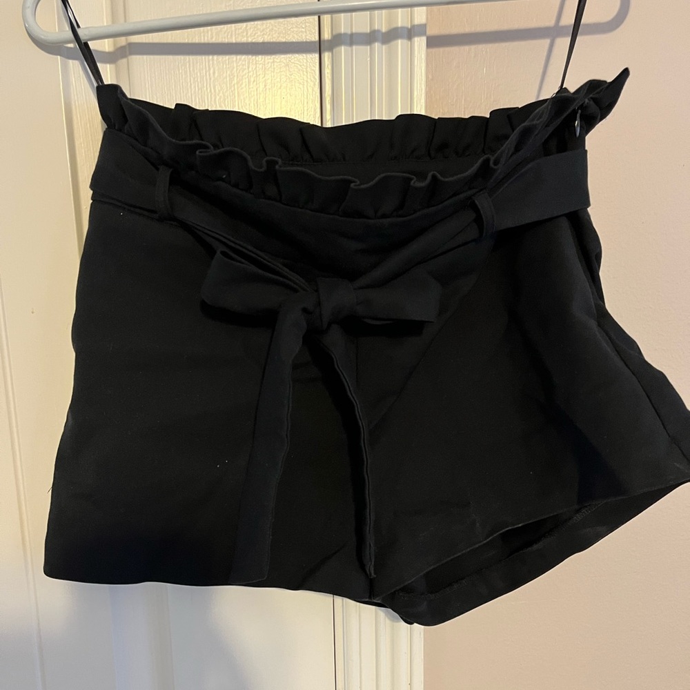 Black dressy short studio F